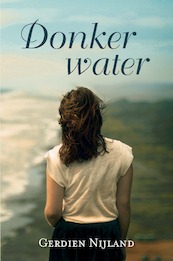 Donker water - Gerdien Nijland (ISBN 9789402906318)