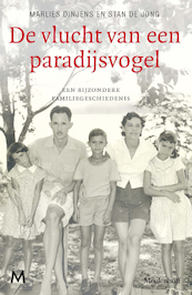Vlucht van een paradijsvogel - Marlies Dinjens, Stan de Jong (ISBN 9789029088695)